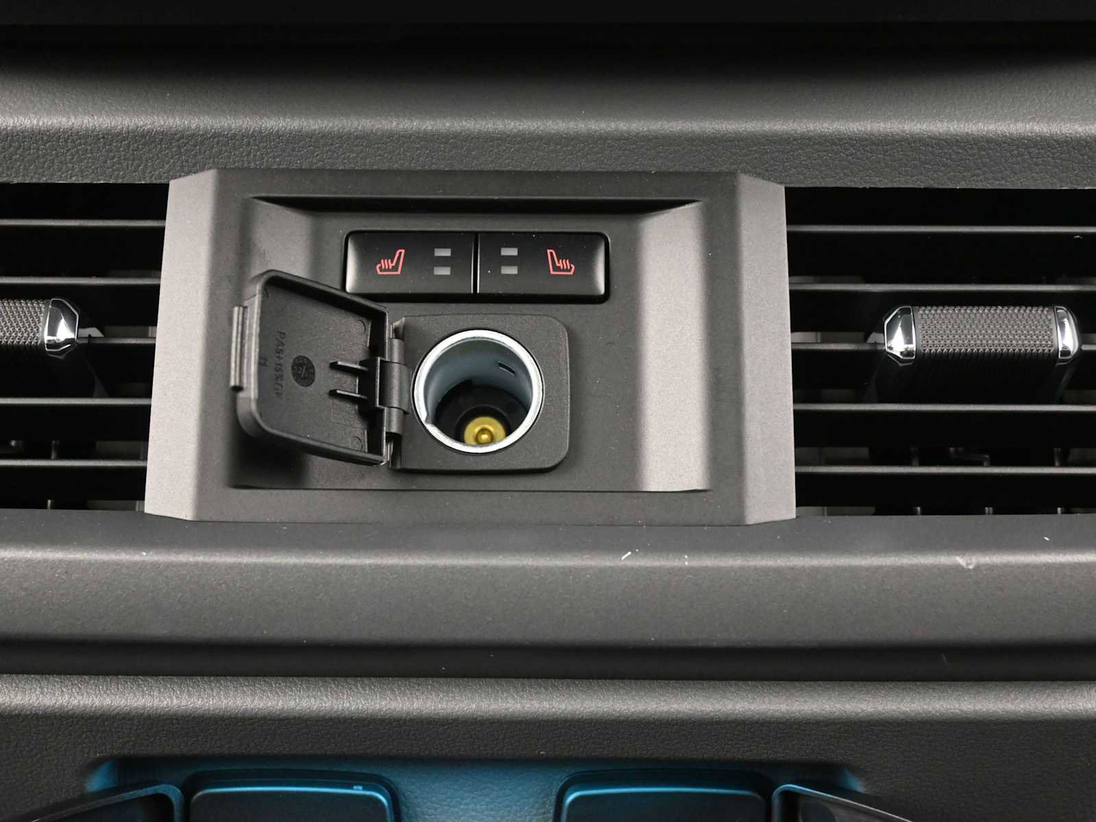 New 2025 Ford F150 Lariat w/ Equipment Group 502A High image 17