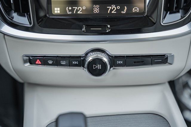 New 2026 Volvo V60 B5 Cross Country Plus w/ Protection Package Premier image 23