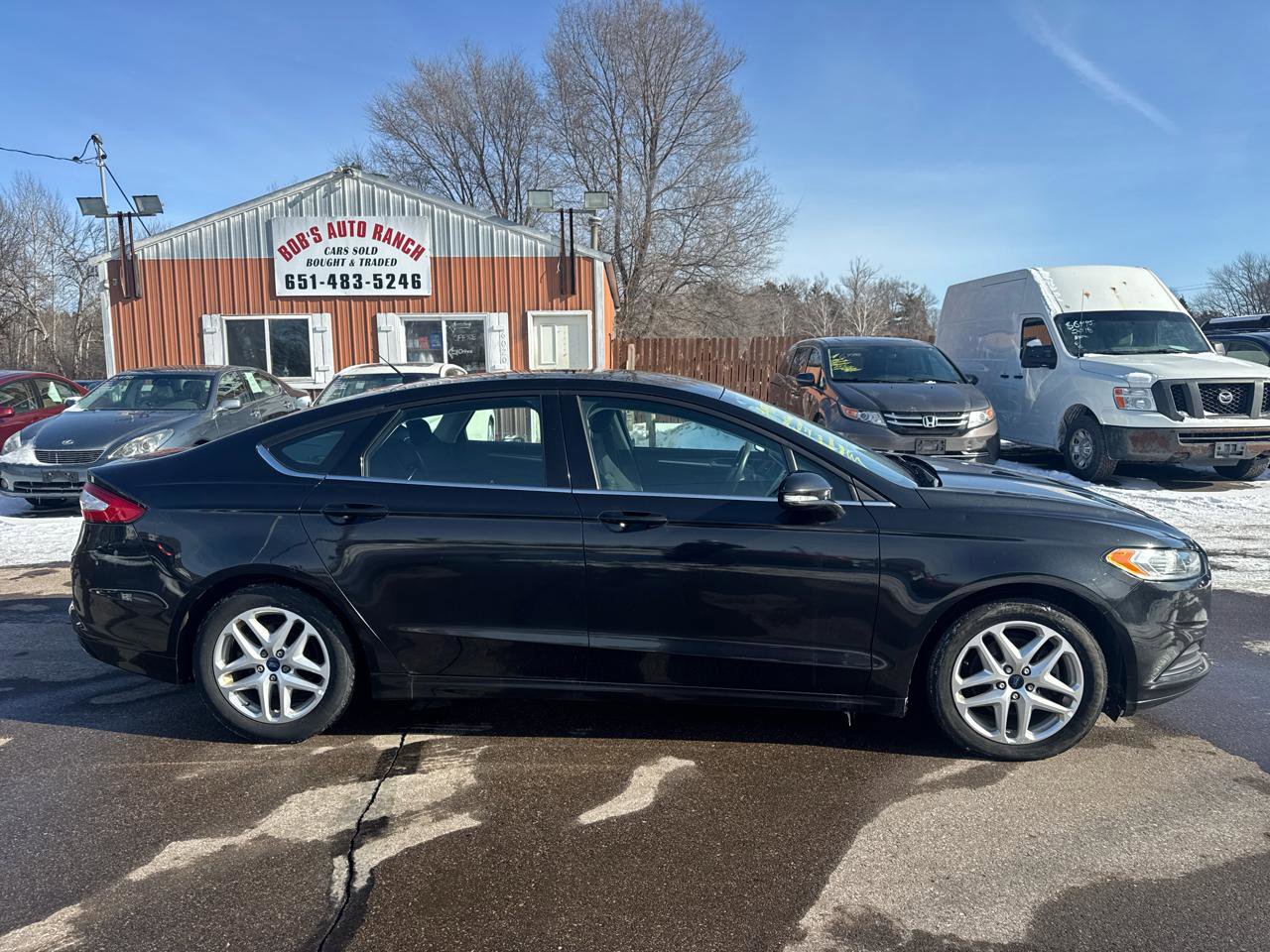 Used 2014 Ford Fusion SE FWD image 4