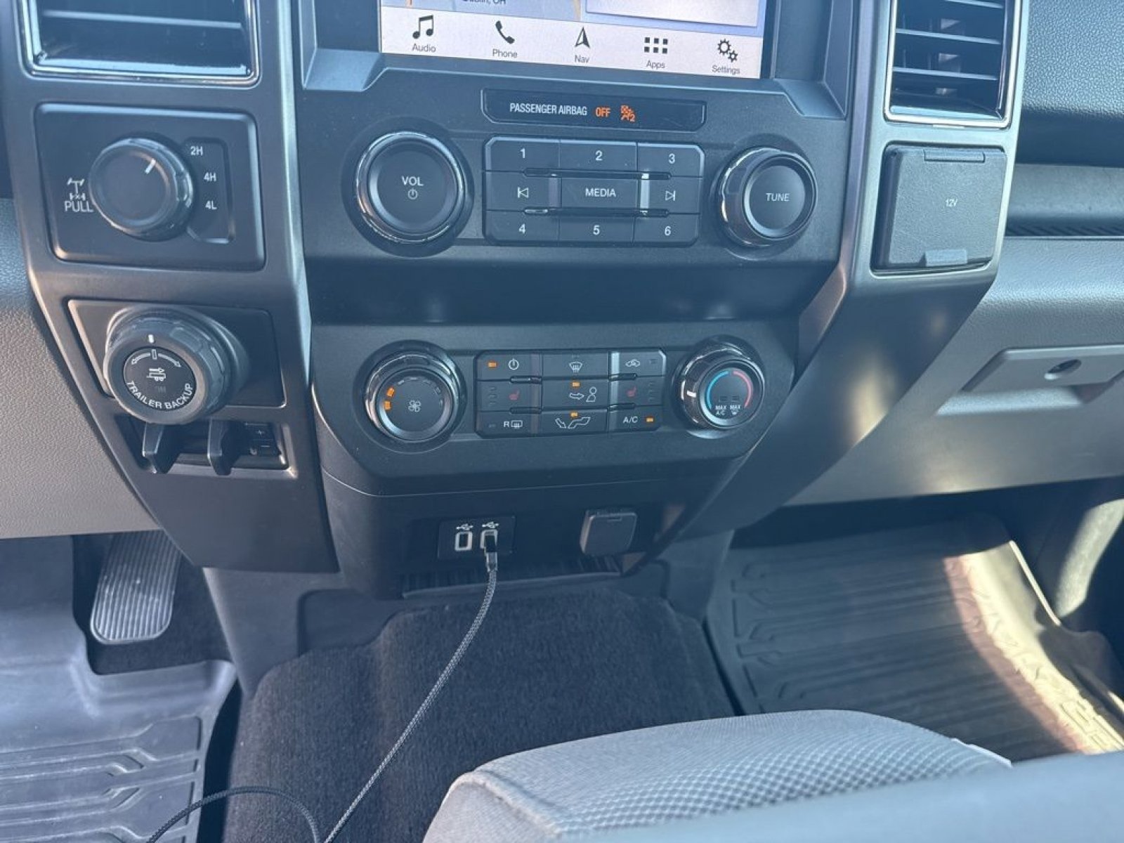 Used 2019 Ford F150 XLT w/ Equipment Group 302A Luxury image 14