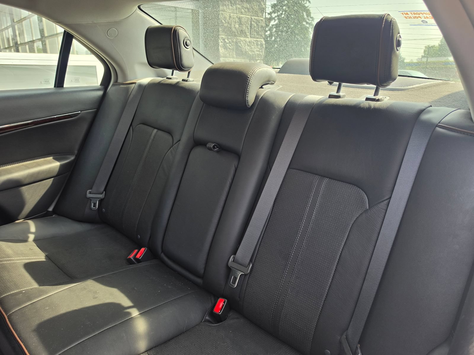 Used 2012 Lincoln MKZ FWD image 9