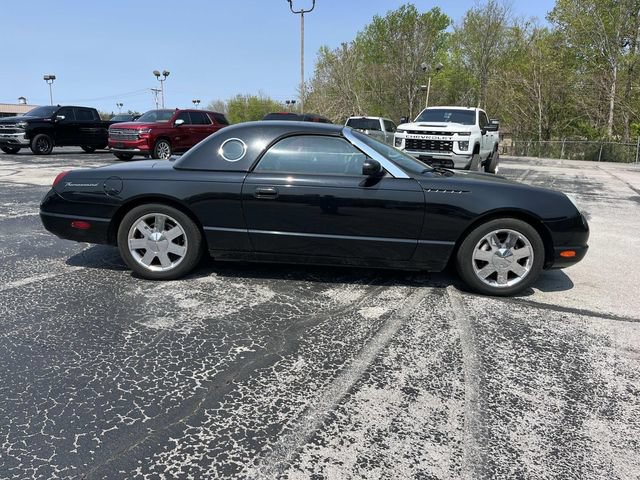 Used 2002 Ford Thunderbird RWD image 2