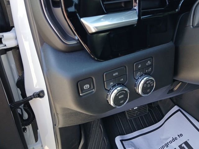 New 2026 GMC Sierra 1500 Elevation w/ Elevation Premium Package AWD/4WD image 19