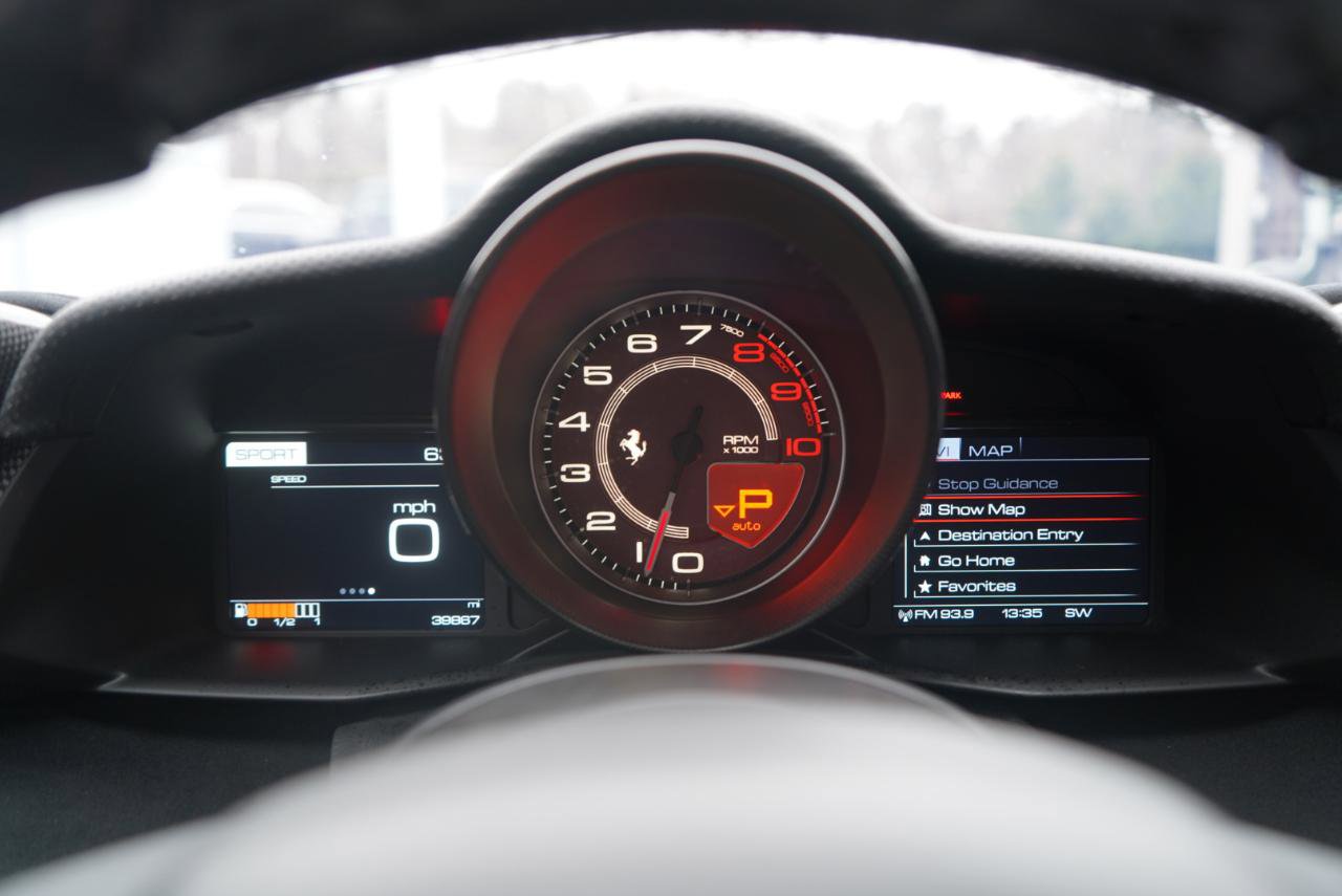 Used 2020 Ferrari 488 Pista Coupe image 30