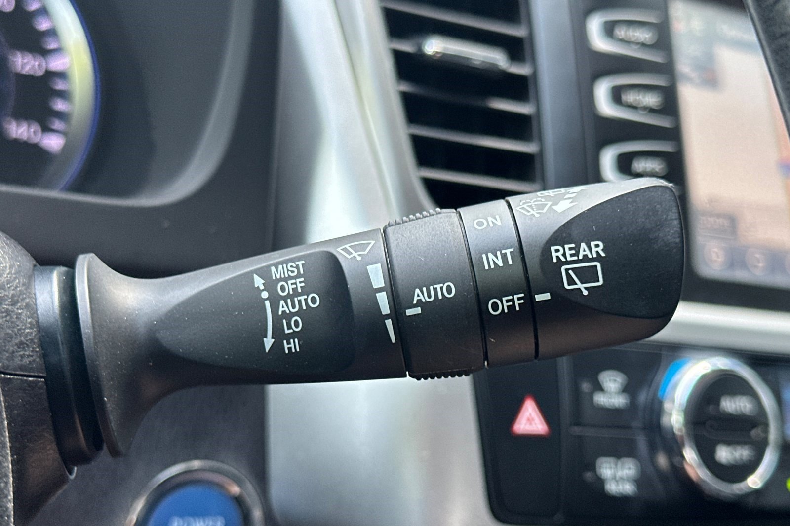 Used 2017 Toyota Highlander Limited Platinum AWD/4WD image 34