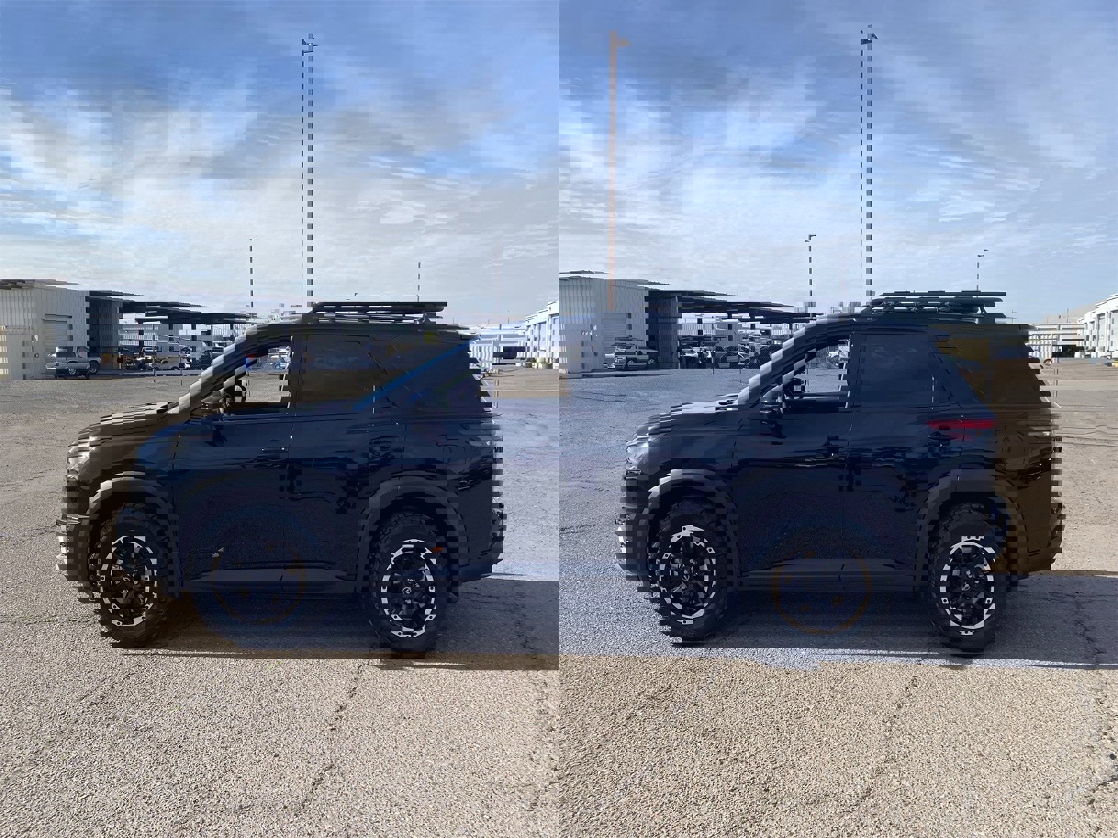 New 2025 Nissan Pathfinder Rock Creek image 3