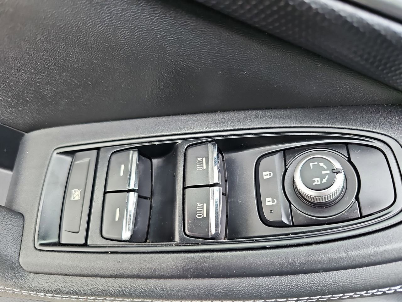 Used 2019 Subaru Forester Limited image 33