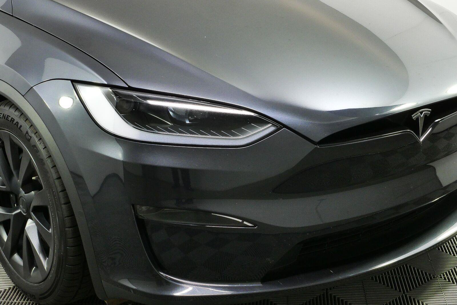 Used 2025 Tesla Model X AWD/4WD image 35