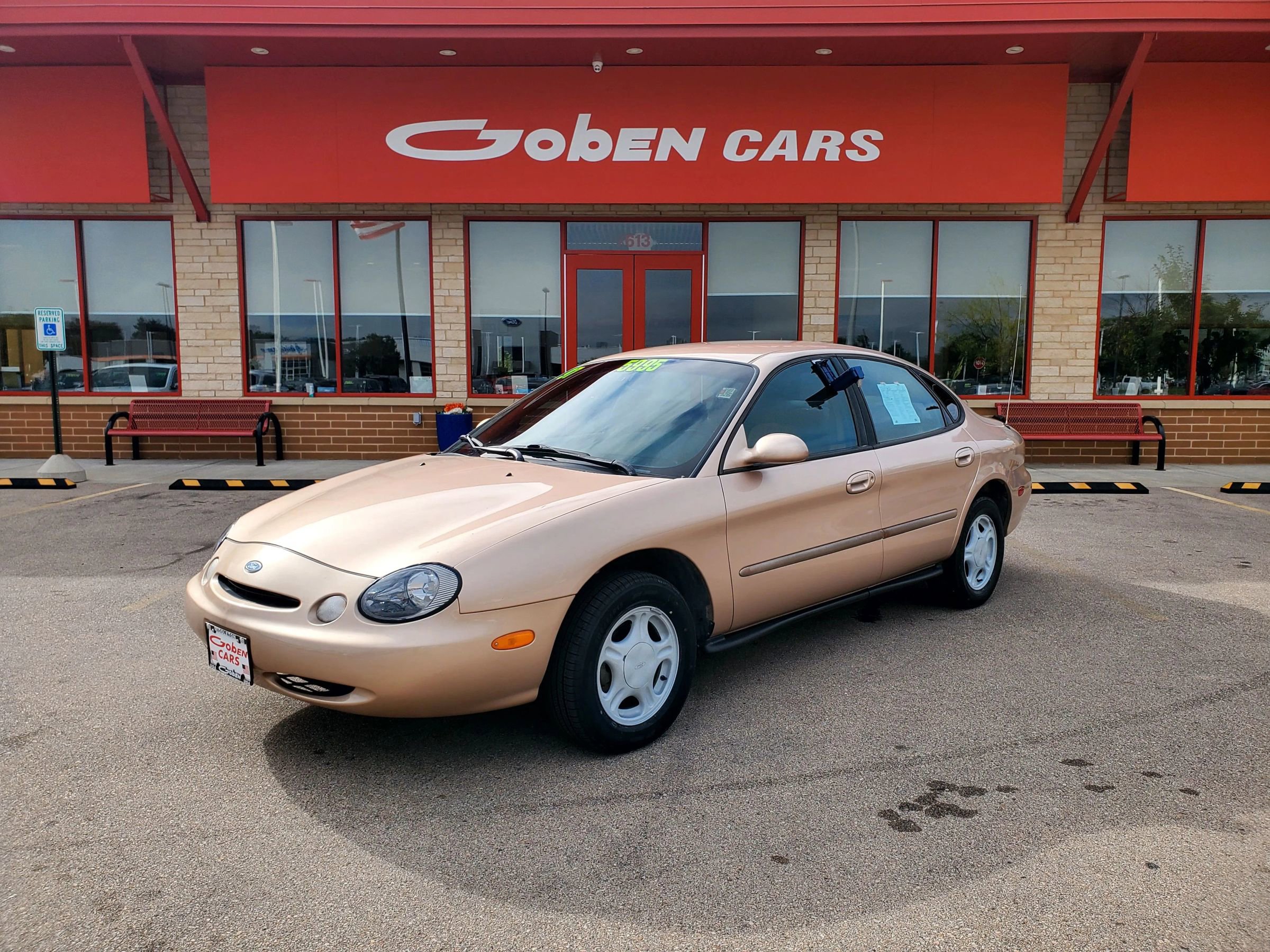 Used 1997 Ford Taurus GL