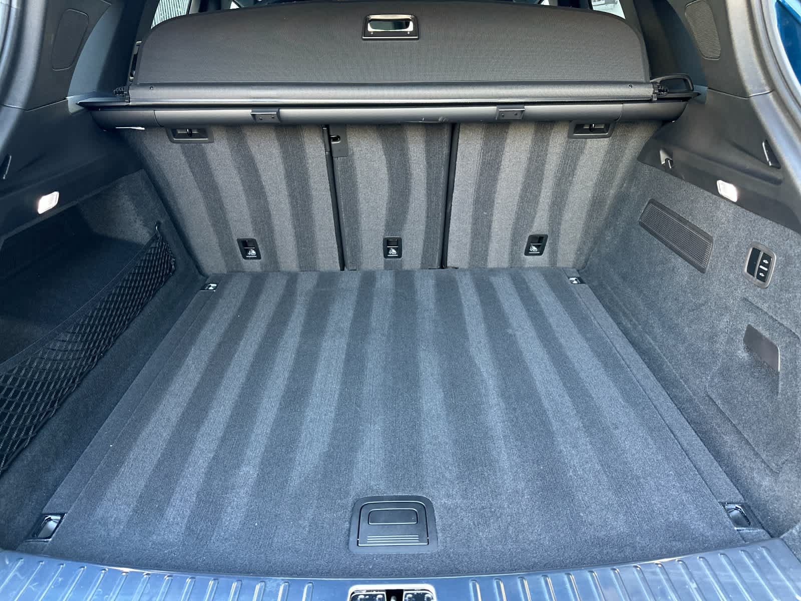 Certified 2025 Porsche Cayenne AWD/4WD image 16