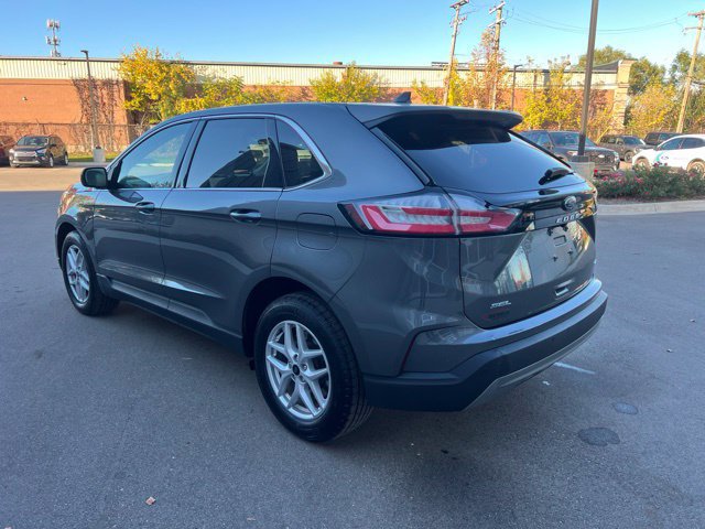 Used 2024 Ford Edge SEL w/ Convenience Package AWD/4WD image 7