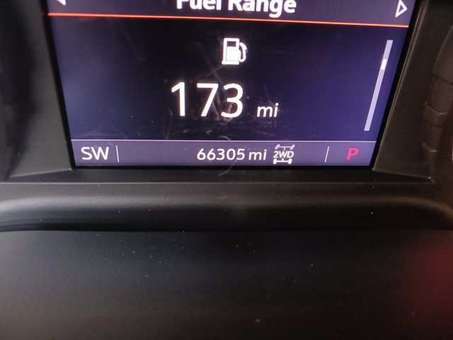 Used 2021 Chevrolet Silverado 1500 LT Trail Boss image 19