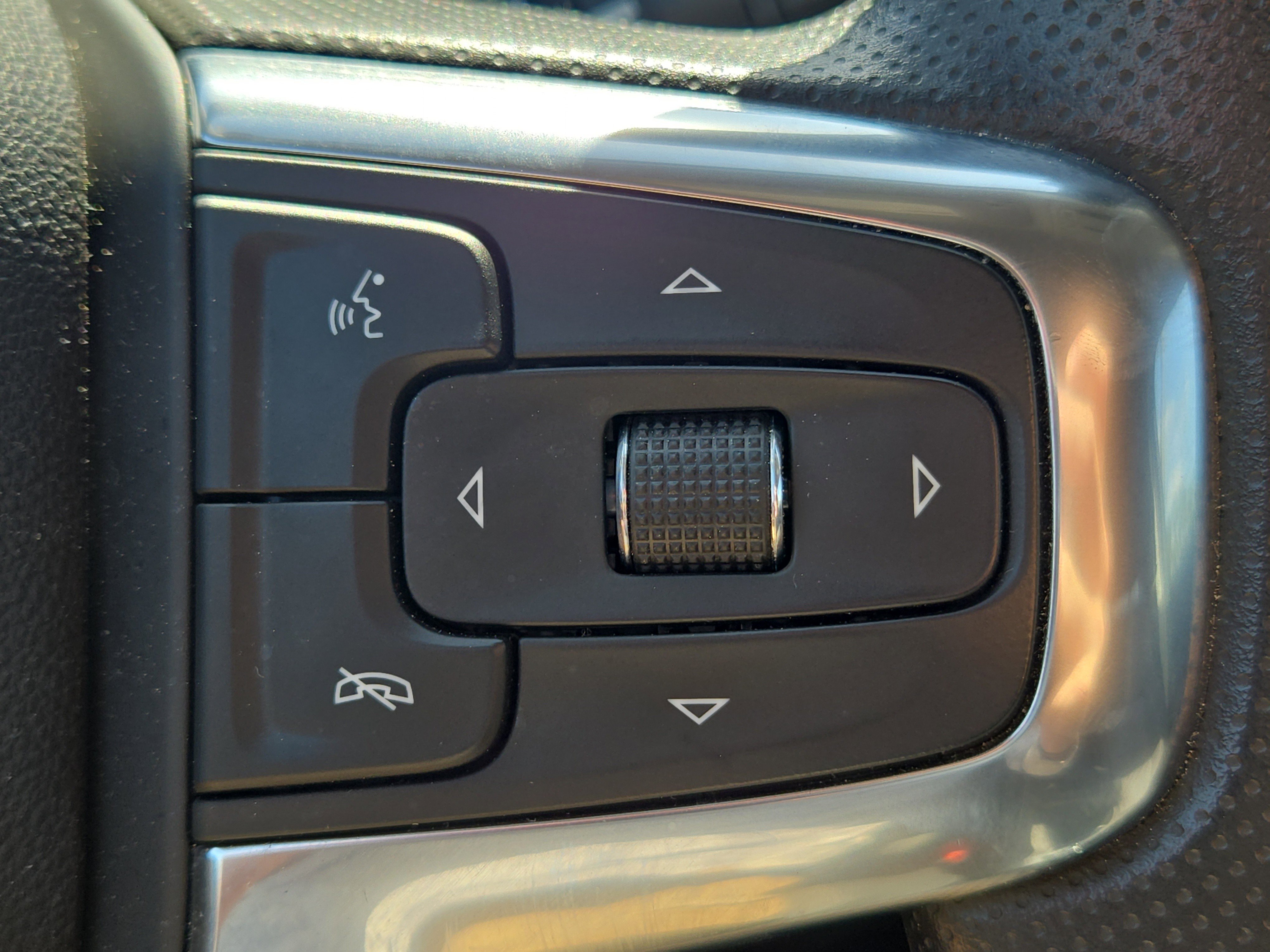 Used 2024 Chevrolet Blazer LT w/ Convenience Package image 25