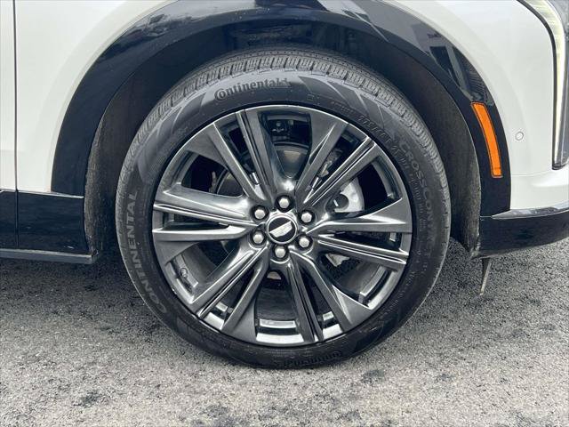 Used 2025 Cadillac Optiq Sport 2 AWD/4WD image 9