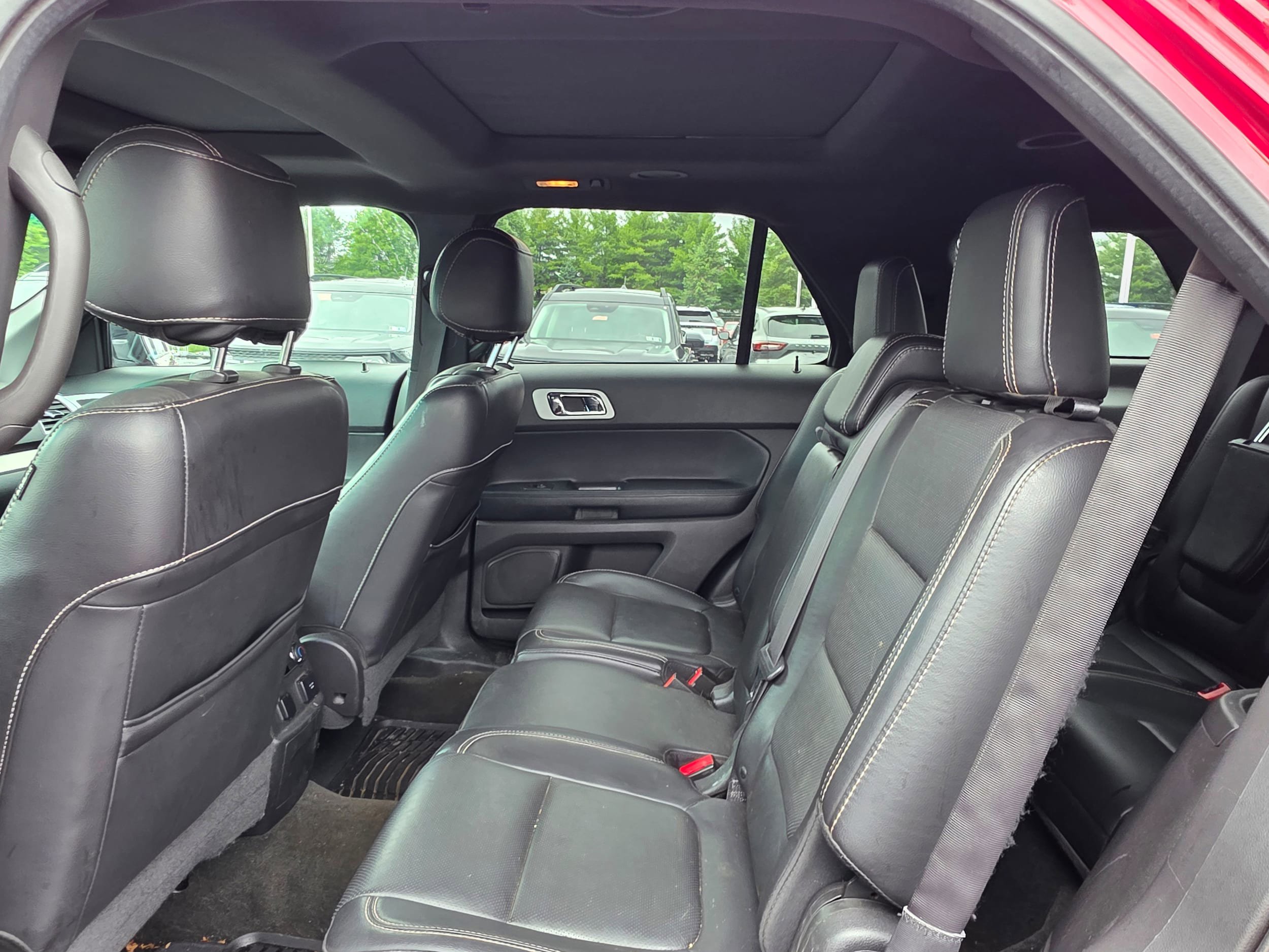 Used 2015 Ford Explorer Sport w/ Equipment Group 401A AWD/4WD image 11
