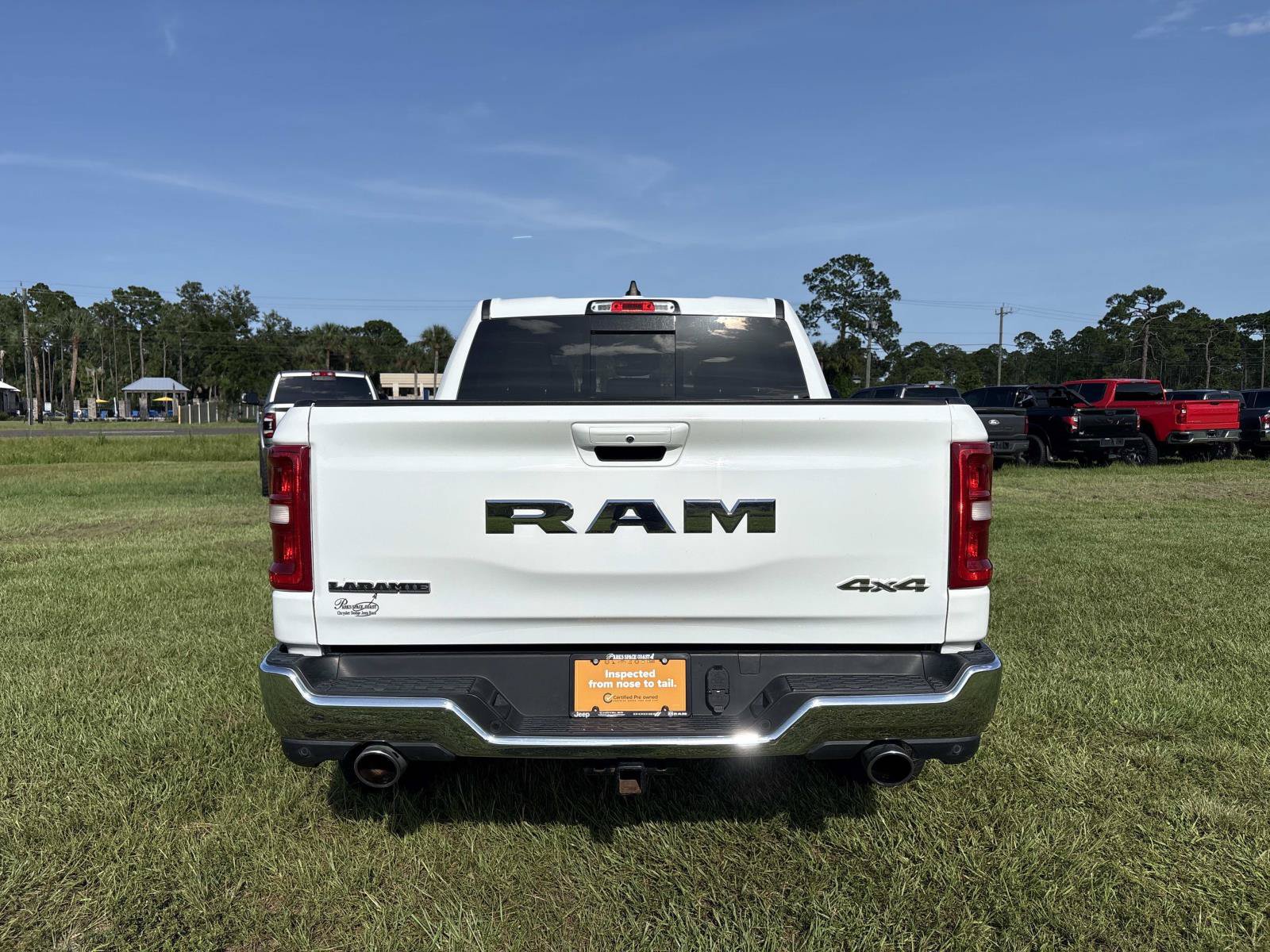 Used 2025 RAM 1500 Laramie AWD/4WD image 4