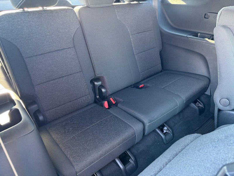 New 2026 Chevrolet Traverse LT w/ LPO, Floor Liner Package image 7