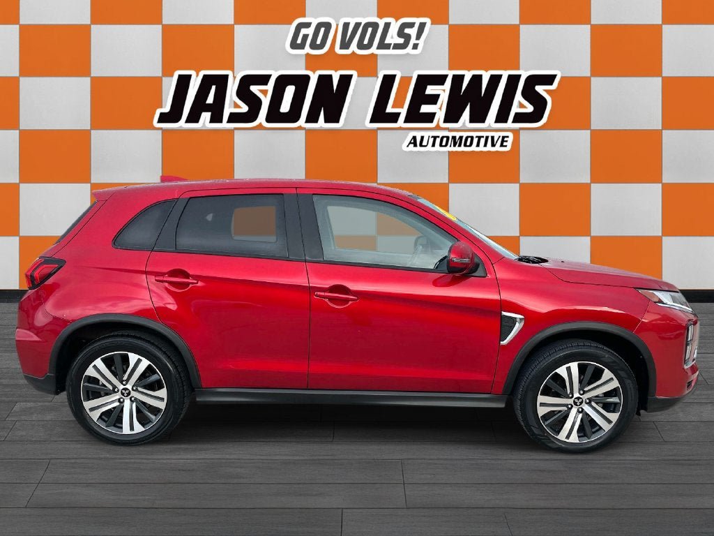 Used 2024 Mitsubishi Outlander Sport SE AWD/4WD image 2