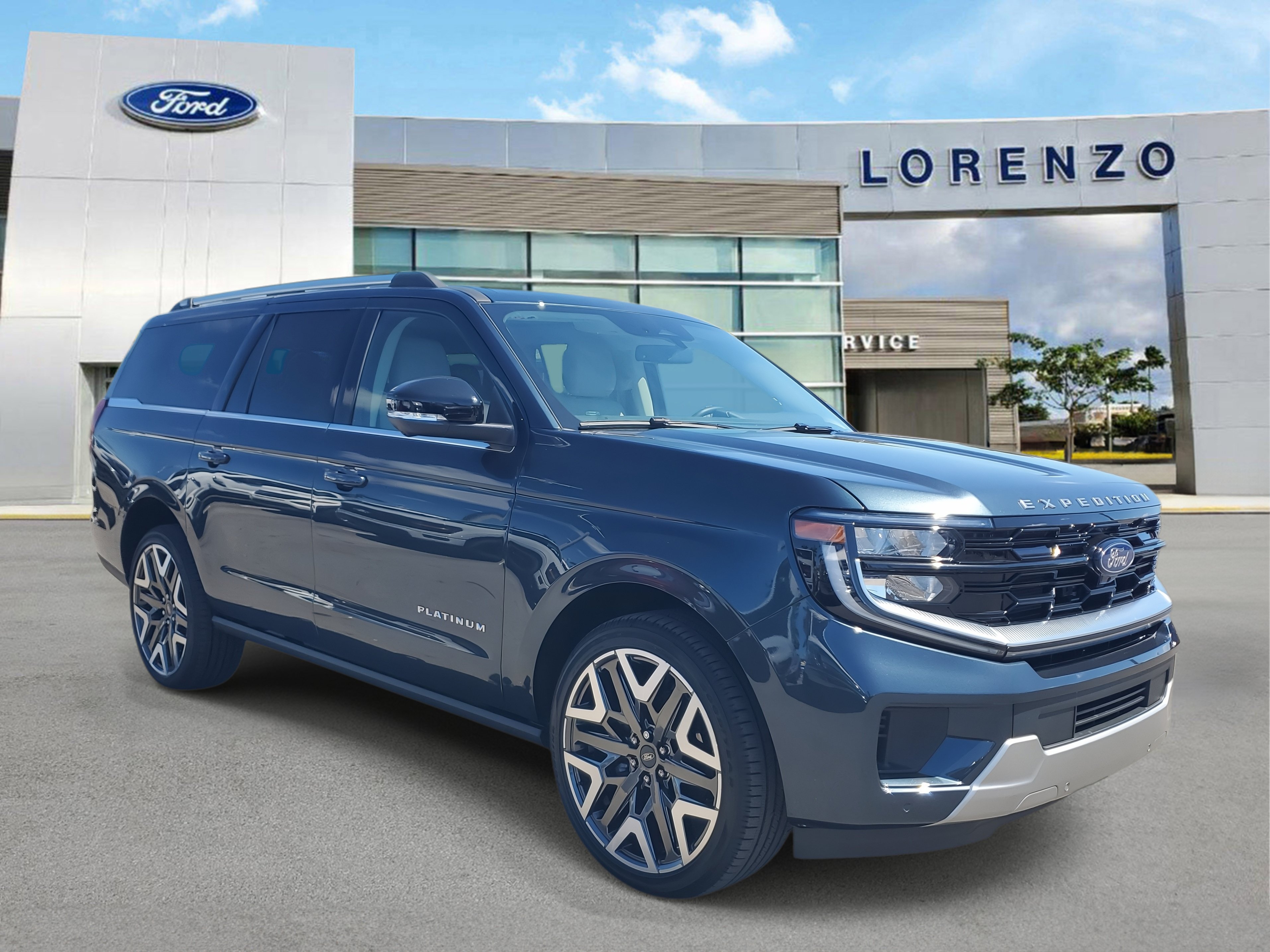 New 2026 Ford Expedition Max Platinum w/ Platinum Ultimate Package AWD/4WD image 3