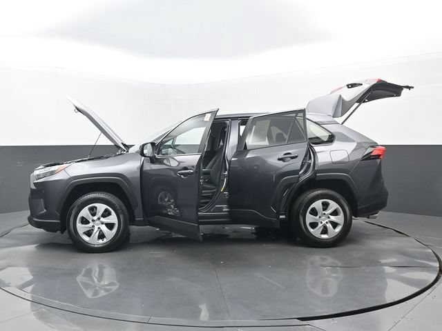 Used 2025 Toyota RAV4 LE FWD image 34