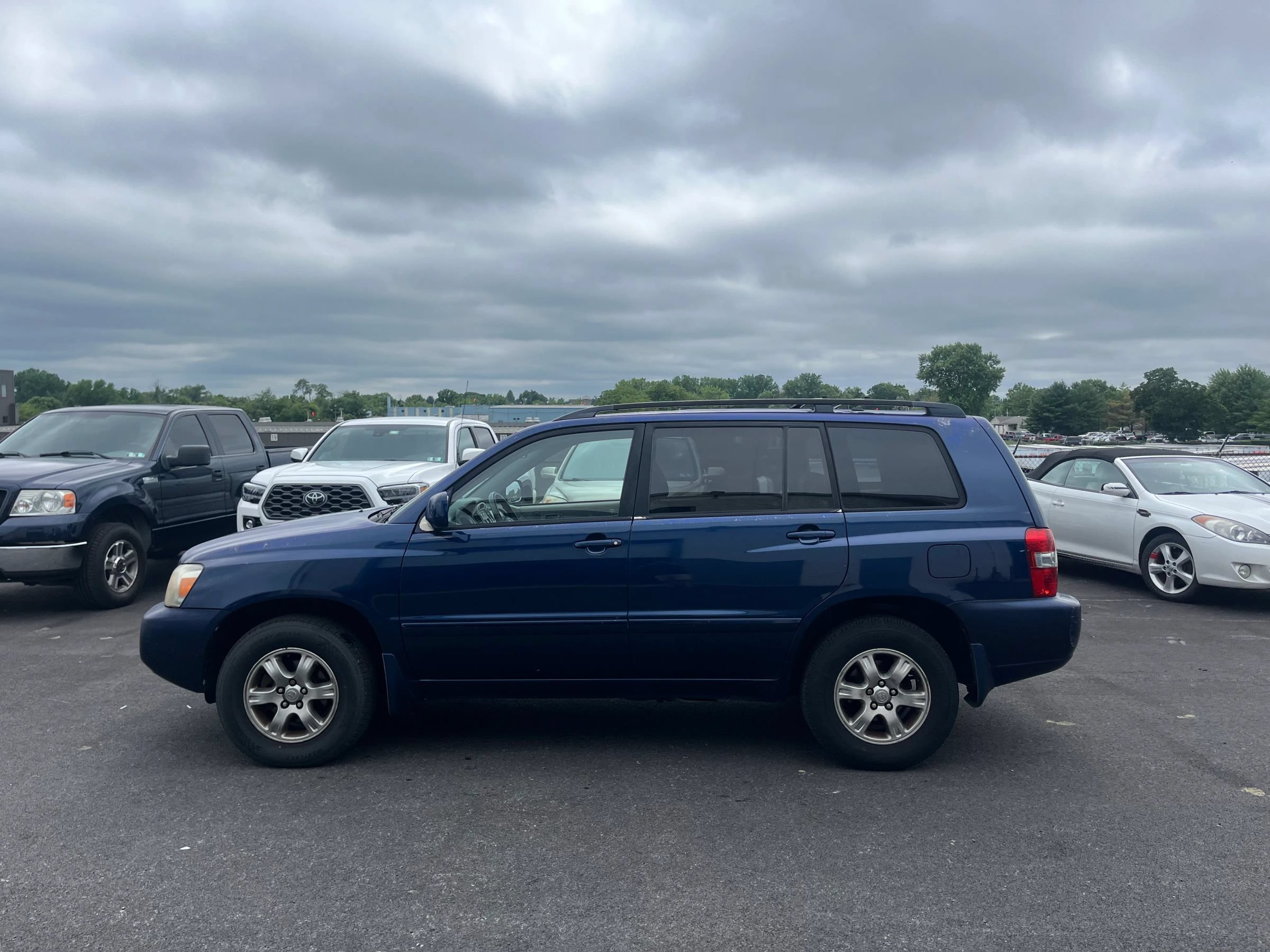 Used 2004 Toyota Highlander 4WD V6 image 22