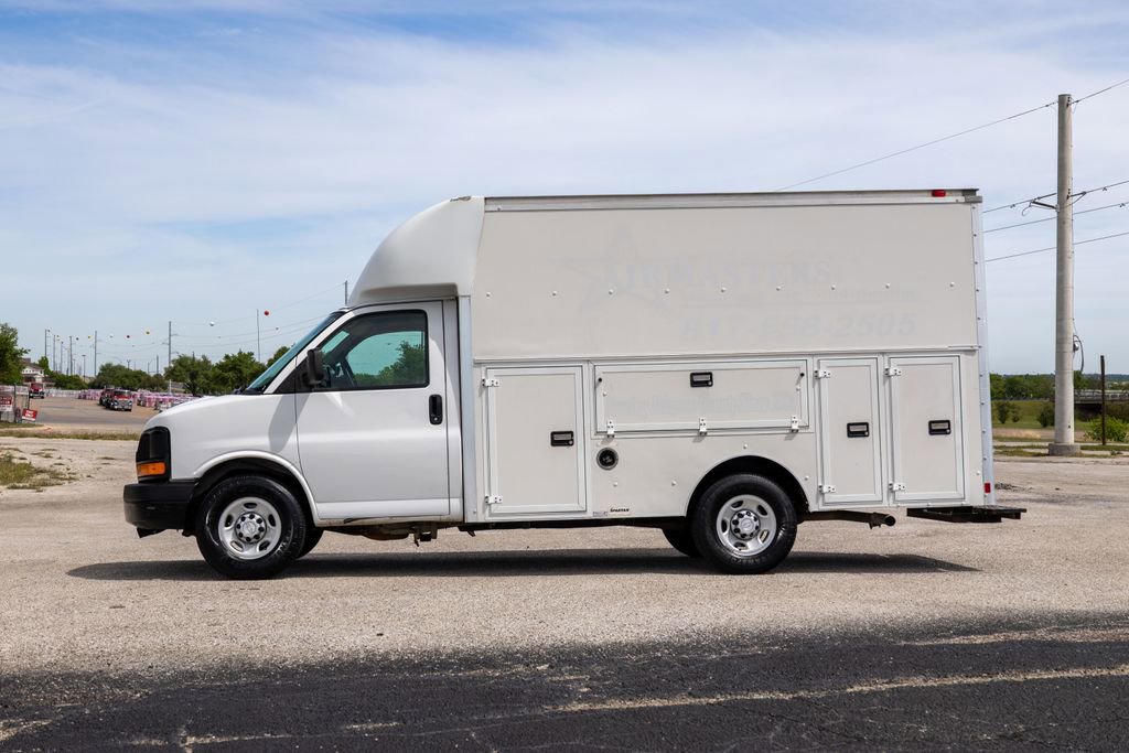 Used 2014 Chevrolet Express 3500 RWD image 4