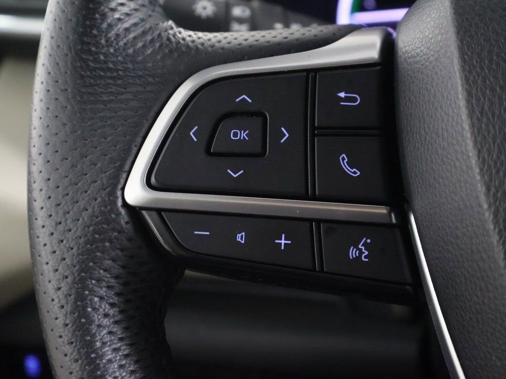 Used 2022 Toyota Sienna Limited AWD/4WD image 43