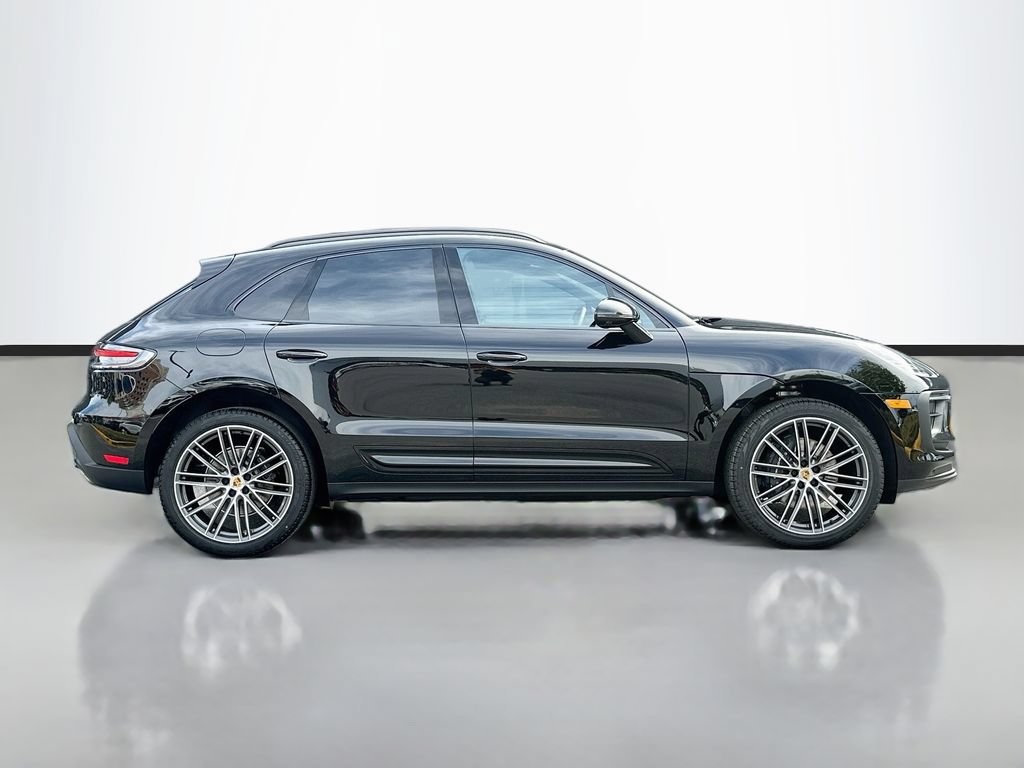 New 2026 Porsche Macan AWD/4WD image 8
