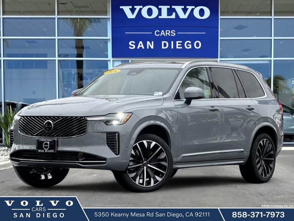 New 2026 Volvo XC90 T8 Ultra w/ Protection Package Premier