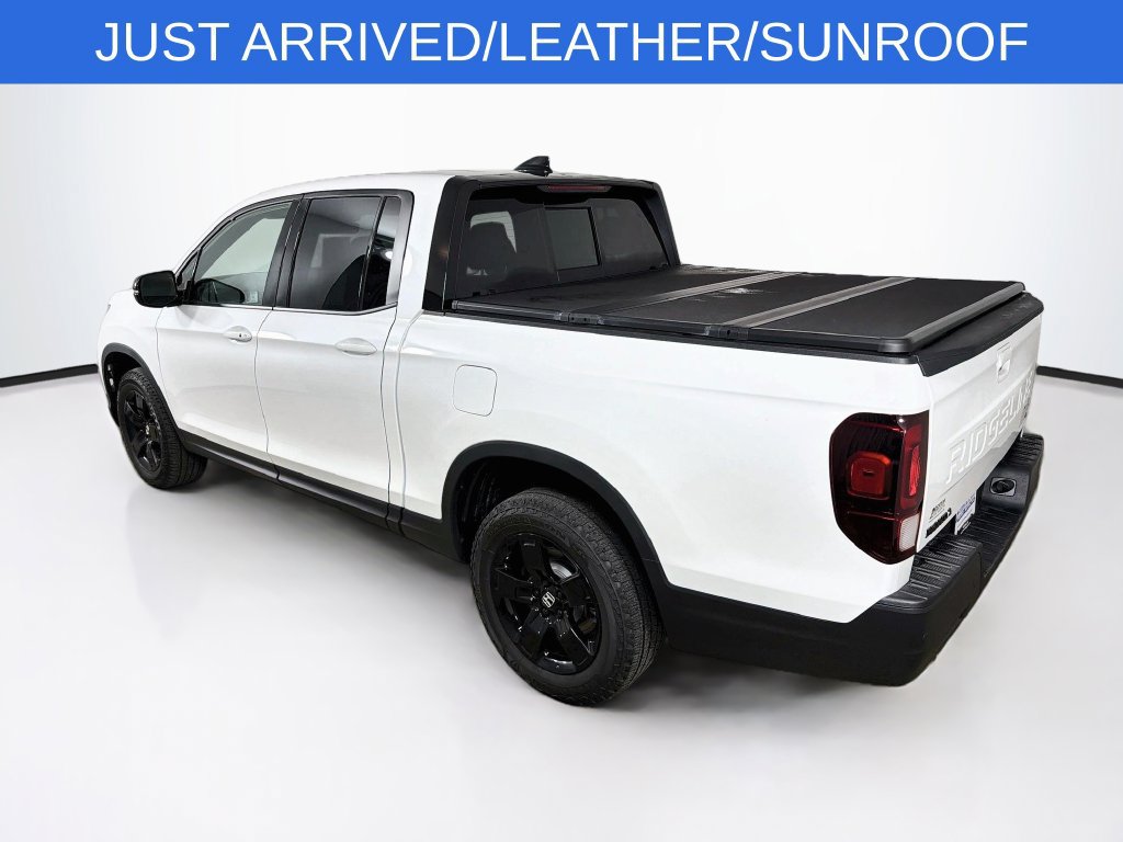Used 2026 Honda Ridgeline Black Edition image 7