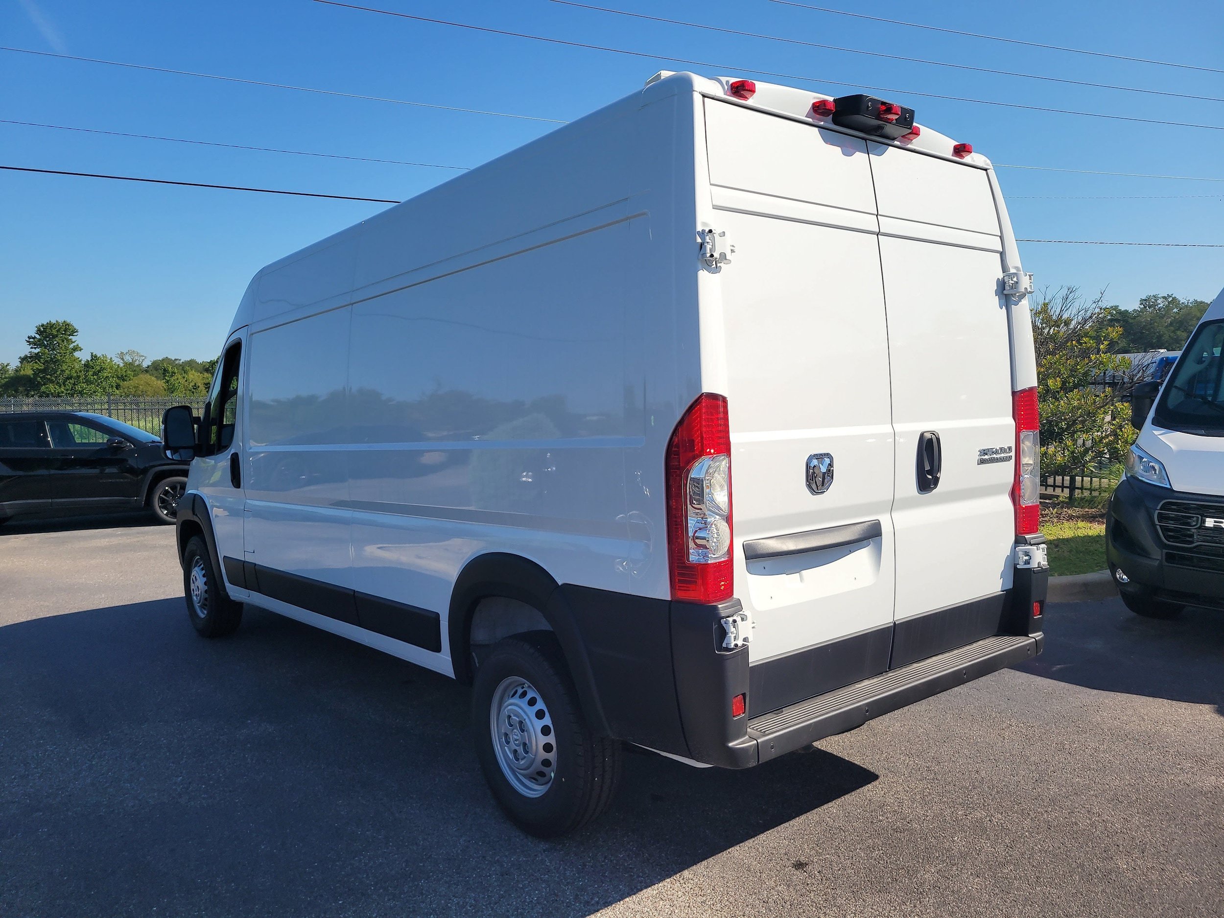New 2026 RAM ProMaster 1500 w/ Convenience Group FWD image 10