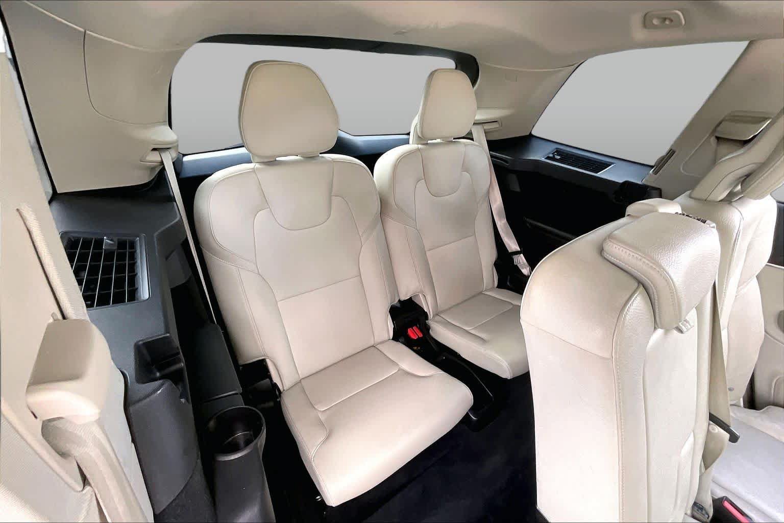 Used 2019 Volvo XC90 T6 Momentum w/ Advanced Package AWD/4WD image 35