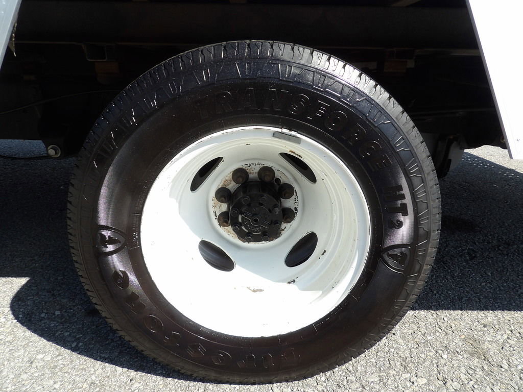 Used 2021 Ford E-350 and Econoline 350 Super Duty RWD image 40