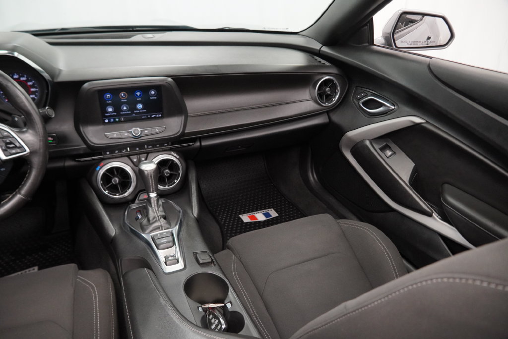 Certified 2020 Chevrolet Camaro LT RWD image 14