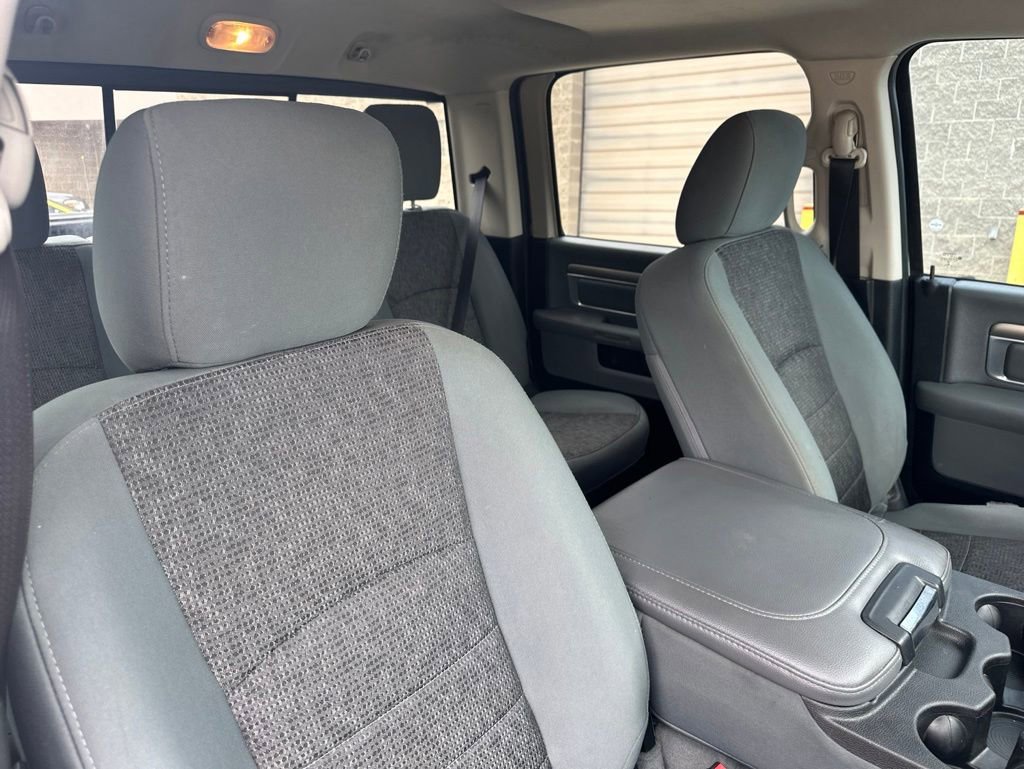 Used 2016 RAM 1500 Big Horn RWD image 29