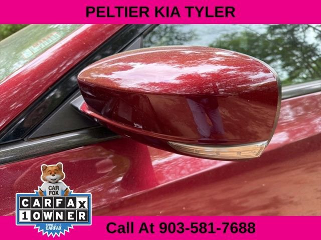 Used 2018 Chrysler 300 S w/ 300S Premium Group image 6