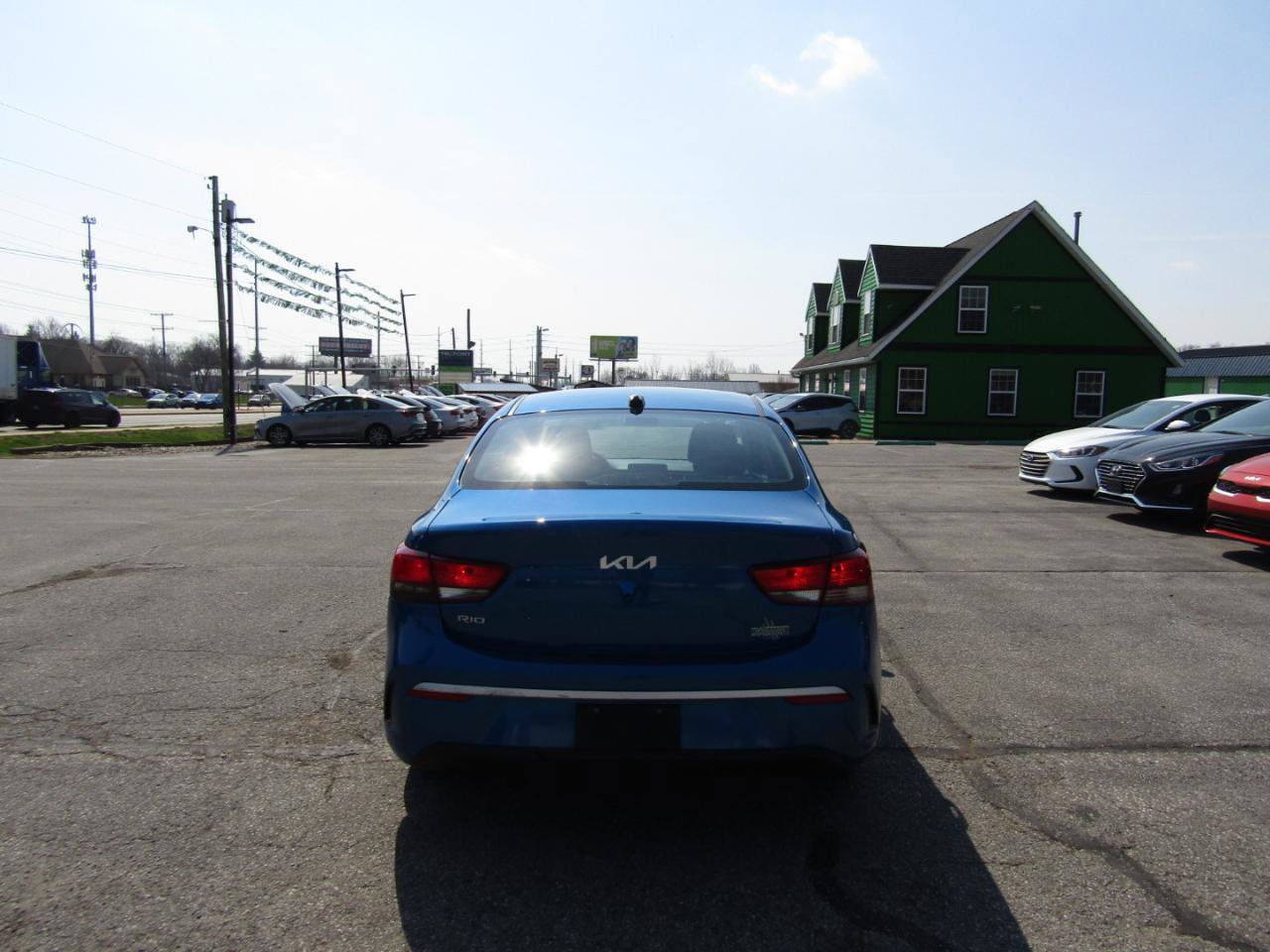 Used 2022 Kia Rio S image 6