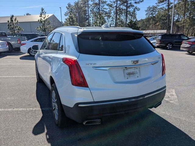 Used 2017 Cadillac XT5 Luxury w/ Driver Awareness Package image 5
