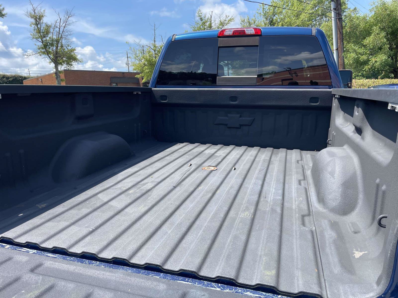 Used 2015 Chevrolet Silverado 2500 High Country w/ Duramax Plus Package AWD/4WD image 29