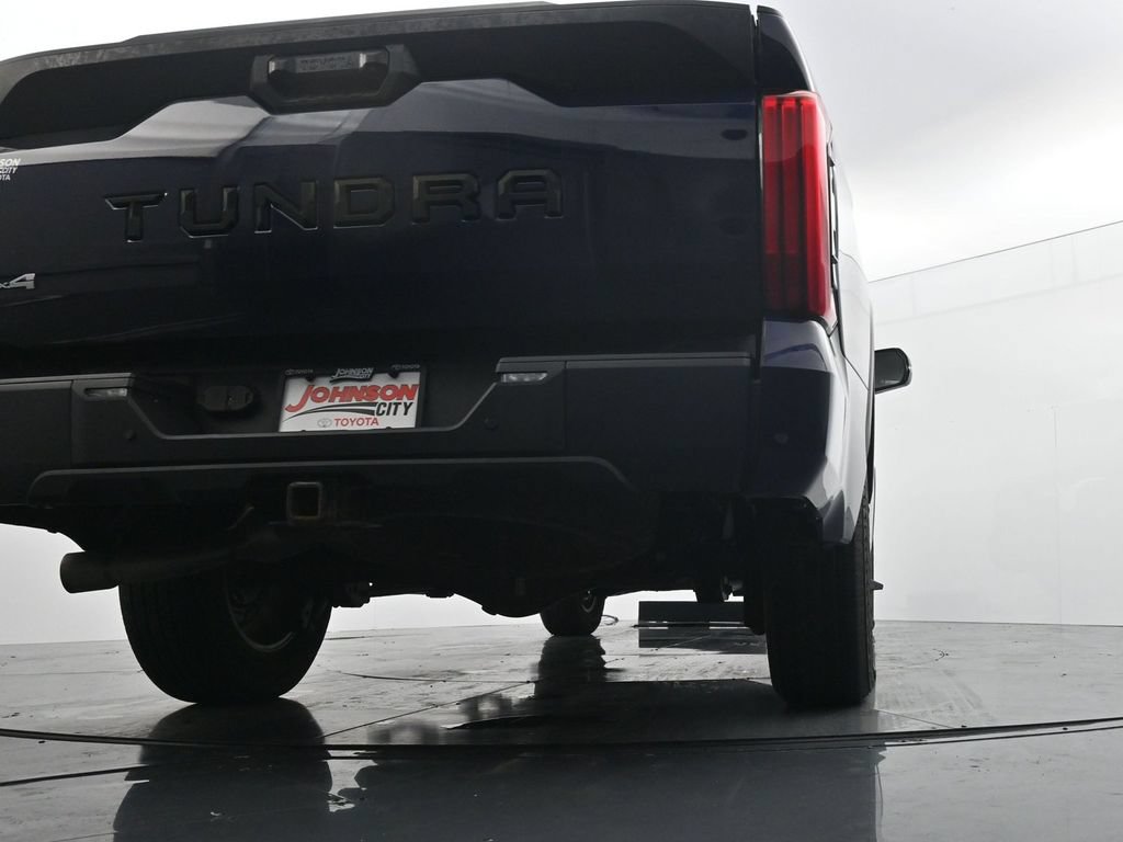 Used 2023 Toyota Tundra SR5 w/ SR5 Convenience Package AWD/4WD image 31