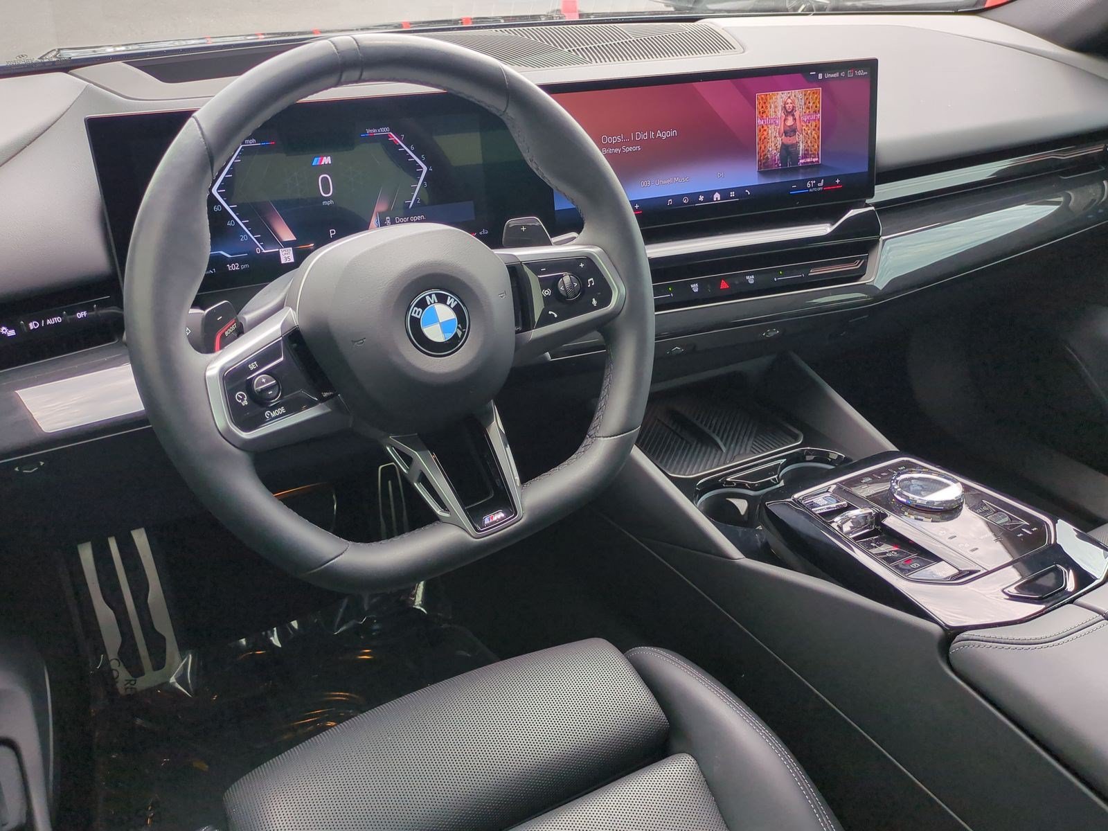 Used 2024 BMW 530i xDrive w/ Executive Package AWD/4WD image 29