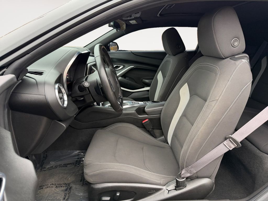 Used 2017 Chevrolet Camaro SS image 14