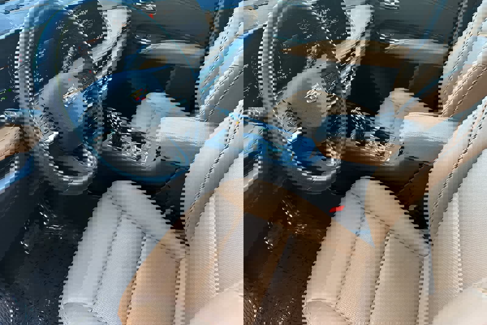 Used 2024 Cadillac XT4 Sport image 11