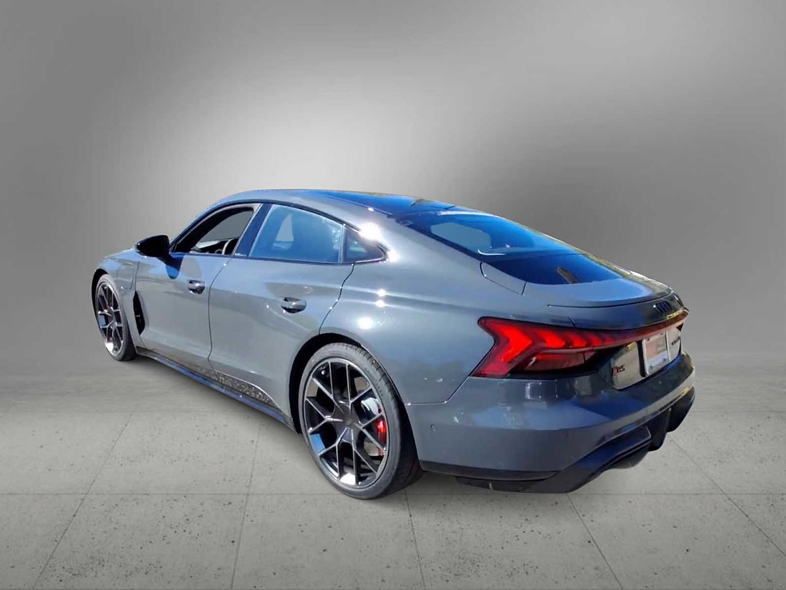 New 2026 Audi RS e-tron GT performance image 6