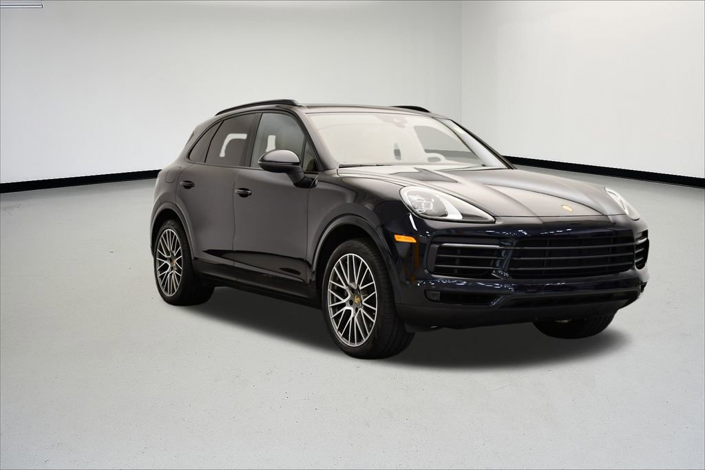 Used 2022 Porsche Cayenne Platinum Edition image 9
