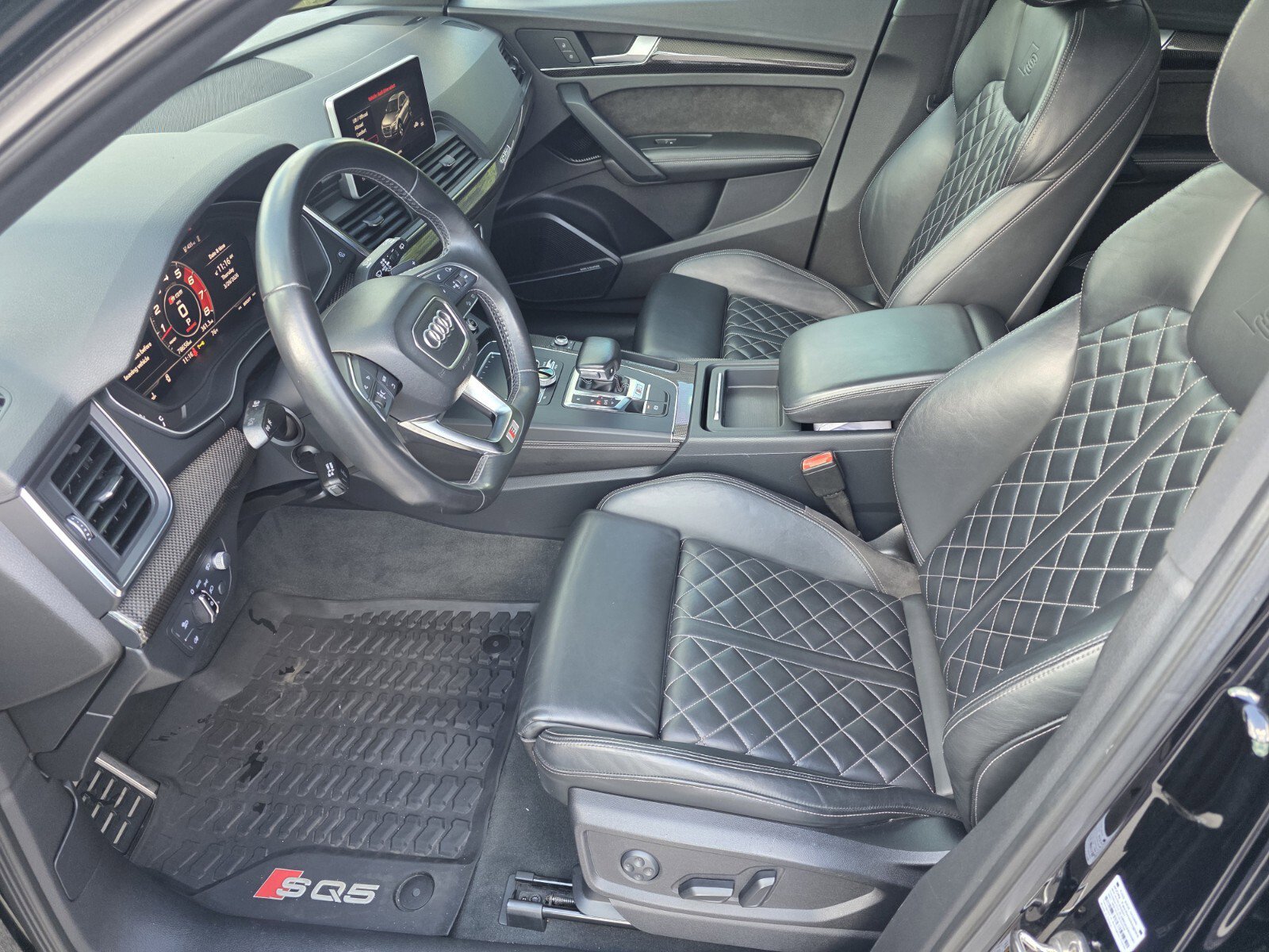 Used 2018 Audi SQ5 Prestige w/ Prestige Package image 10