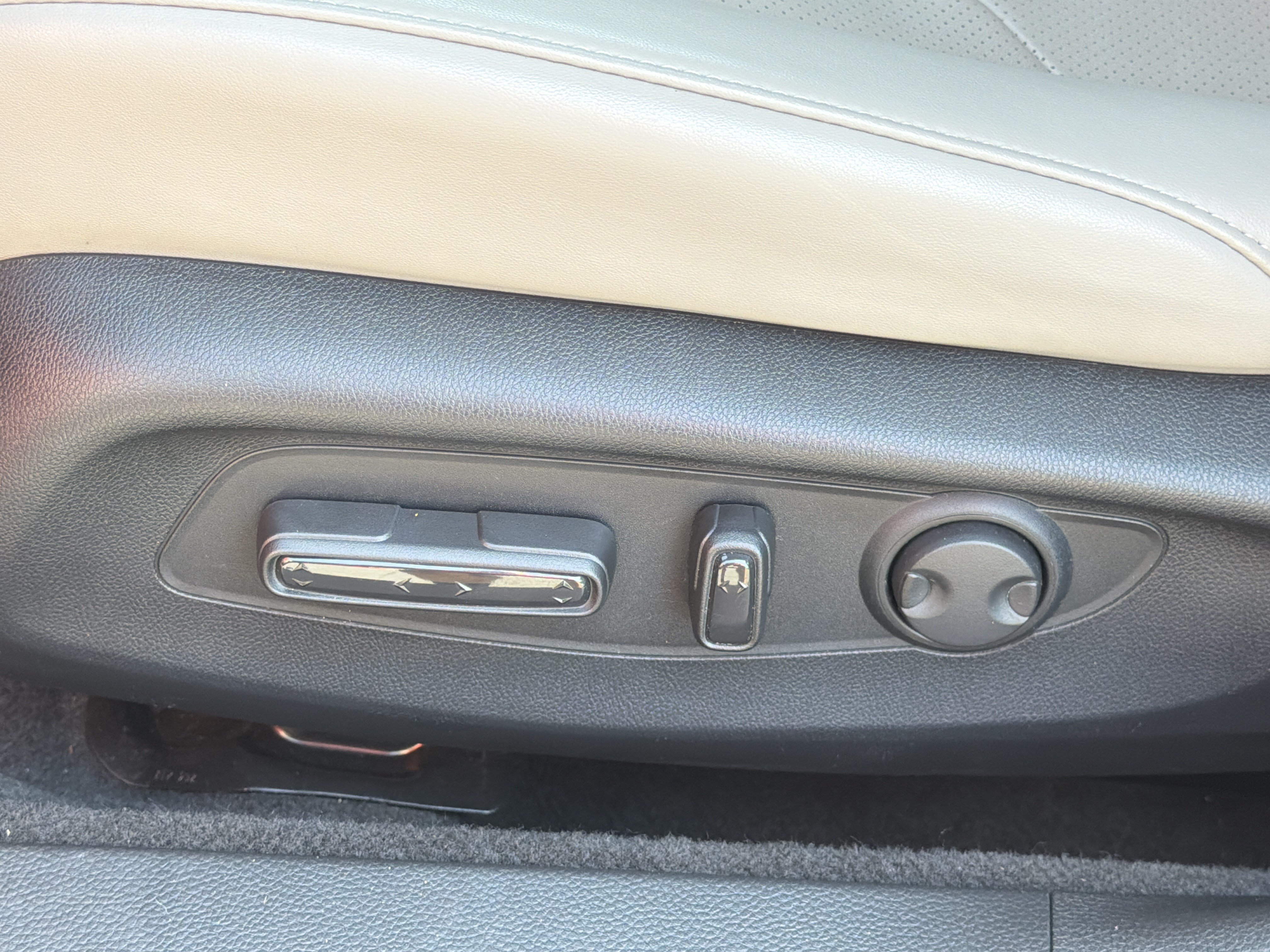 Certified 2025 Honda Accord EX-L image 16
