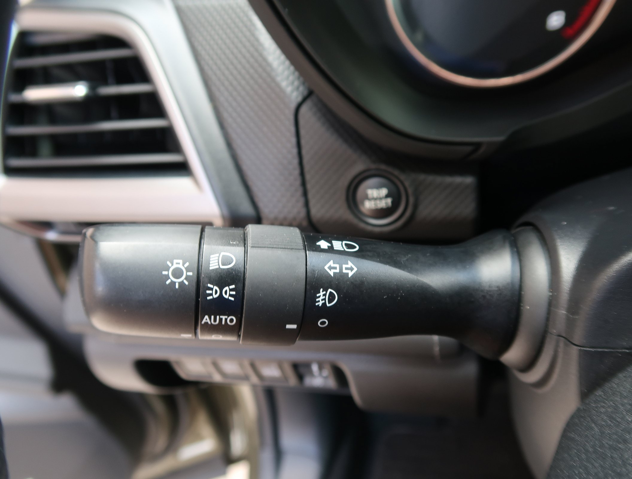 Certified 2023 Subaru Forester Touring AWD/4WD image 21