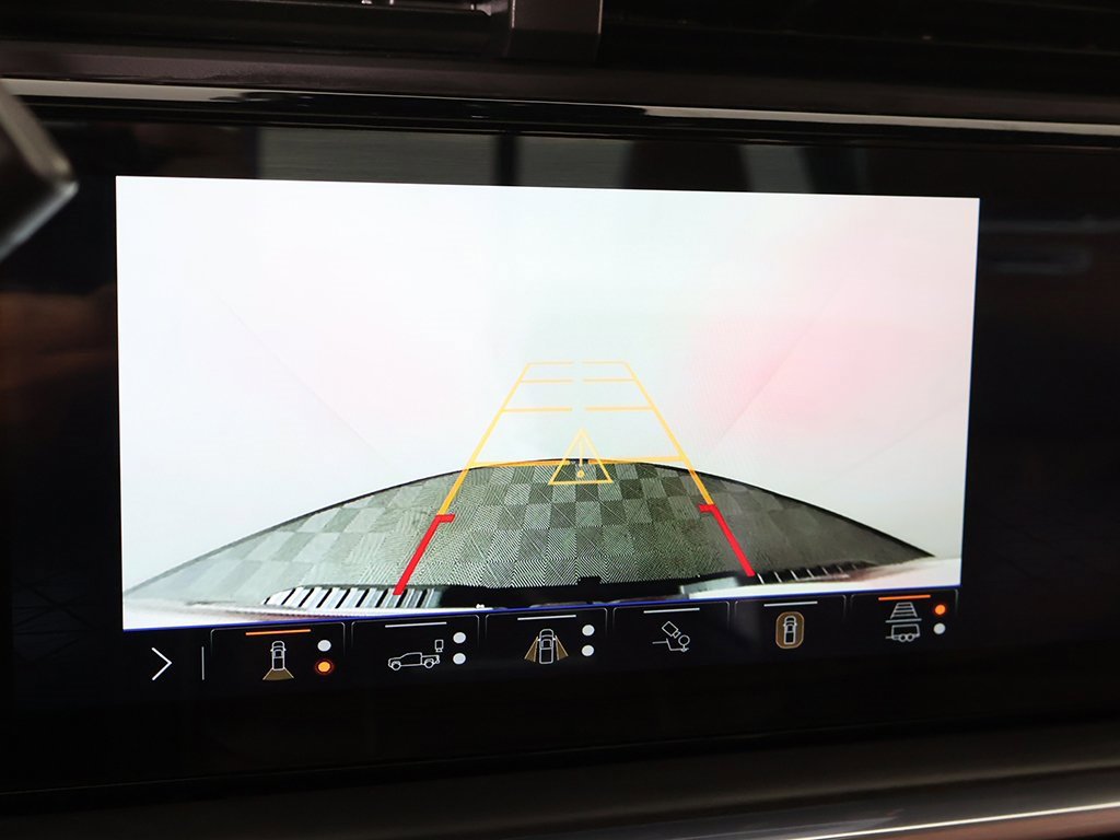 Used 2024 GMC Sierra 3500 Denali Ultimate image 52