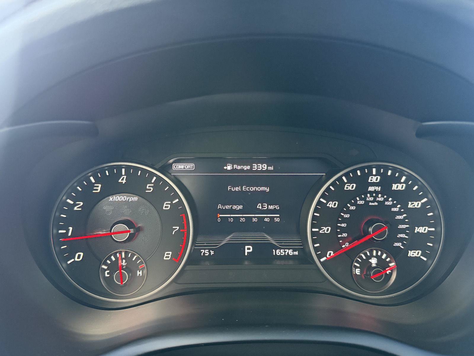 Used 2018 Kia Stinger Premium RWD image 40
